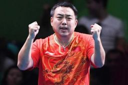 刘国梁寄语丁宁：点亮自己 照亮别人