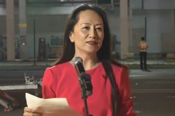 孟晚舟机场哽咽发言：祖国我回来了