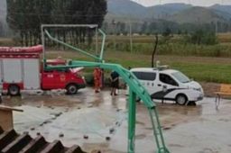 河南一对祖孙被洪水冲走遇难