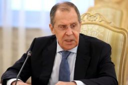 俄外长：望美承诺不用武力改造他国