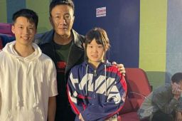 易烊千玺张家齐陈艾森合照