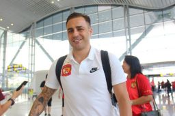 广州队与卡纳瓦罗终止合约