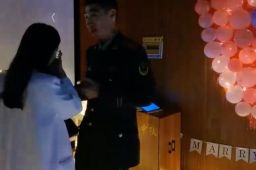 武警战士筹备2天2夜助战友求婚