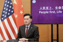 秦刚向美国人介绍中国热词