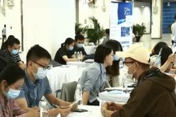 中学教师面试一半是博士