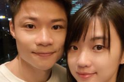 苏炳添晒照纪念结婚五周年