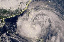 台风“圆规”登陆海南琼海