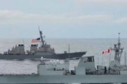 东部战区回应美加军舰过航台湾海峡