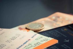 受疫情影响 为啥退机票还收手续费