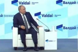 普京：不存在中俄军事同盟