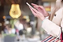 全职妈妈每月不能自控狂买十几万