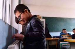 教育部：不让一所学校因为缺钱受寒