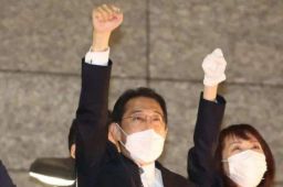 曝日本首相雇观众看自己演讲