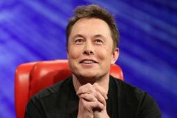 马斯克支持员工上班听音乐