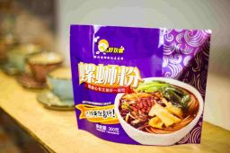 好欢螺回应螺蛳粉中吃出虫卵