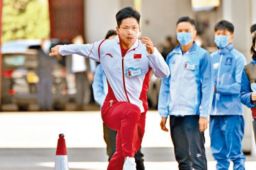 苏炳添8秒踏出88步