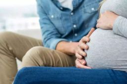 生育一孩妇女就业几率下降约6.6%