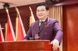 央视网评文峰“彩虹屁”