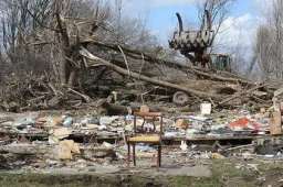 龙卷风袭击美国6州致80余人死亡