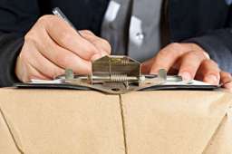 天猫店经理私自开拼多多店倒卖61万