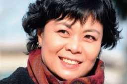 铁凝连任中国作协主席