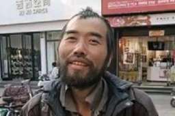 昔日高考状元流浪街头 其家人发声