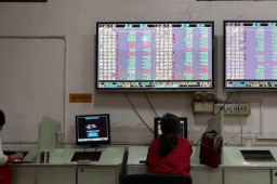 中年失业借钱炒股50万仅剩13万