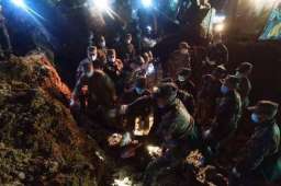 贵州毕节工地山体滑坡致14人遇难