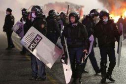 哈萨克斯坦全境进入紧急状态