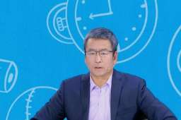 白岩松首次回应爹味言论争议