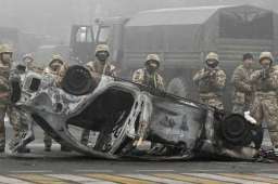 在阿拉木图中国人:枪声爆炸声交织