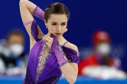 俄罗斯三娃携手晋级自由滑