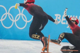 孙龙连说6个对不起：摔倒是我的错