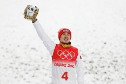 齐广璞也有两个墩了