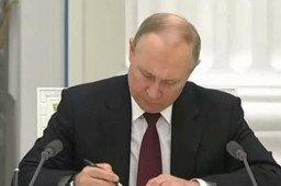 普京宣布承认乌东两区为独立国家