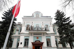 中使馆提醒在乌中国公民注意安全