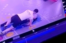 女子健身房上私教课被教练压骨折