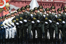 今年军费预算1.45万亿元 增长7.1%