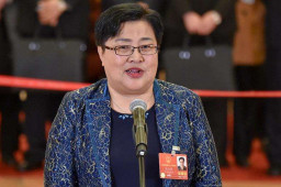 代表建议尽早取缔农村恶搞式婚闹