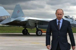 俄投入隐形战斗机苏-57参战