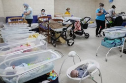 乌克兰地下室积攒大量代孕新生儿