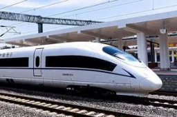 大量旅客离开上海？铁路部门回应