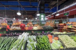 北京再现高风险 居民要囤货吗