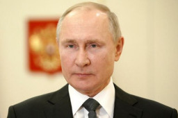 普京：干涉乌局势将遭闪电般打击