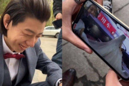 新郎没做核酸蹲酒店门口看婚礼直播