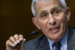 福奇：美国已摆脱新冠大流行阶段