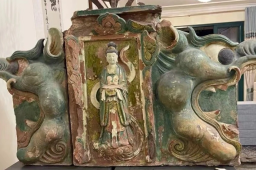 闲鱼疑有人倒卖文物 警方介入