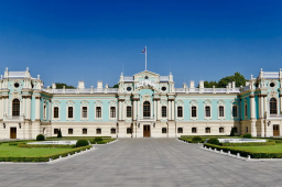 美媒：俄军开战首日曾突袭乌总统府