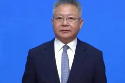 医学博士出身的他当选海南省委书记
