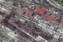 美媒：乌亚速钢铁厂建筑物被摧毁